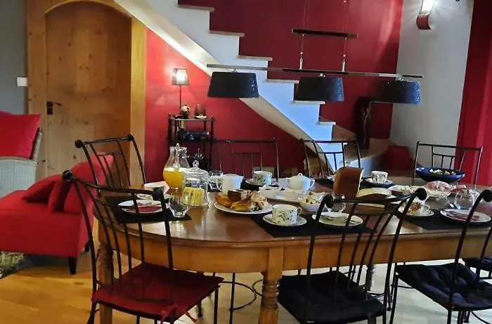 Chez La Nanie Bed & Breakfast 3*